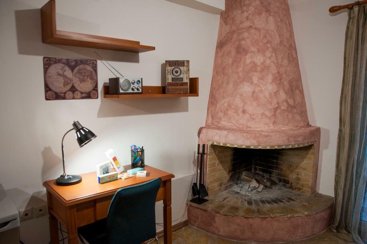Two Bedroom Apartment テッサロニキ エクステリア 写真